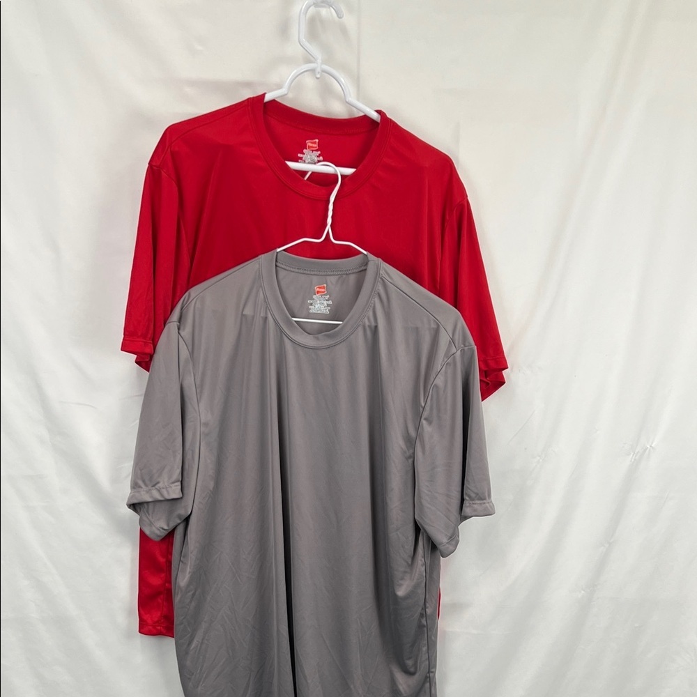 Hanes - Cool Dry - Men’s Quick drying Tee Shirts - 2 Pack - Red and Gray - XL